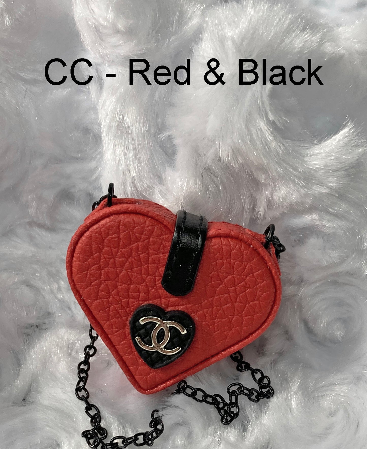 Heart Handbags for 1:6 Dolls like Barbie, Blythe, Integrity, JHA